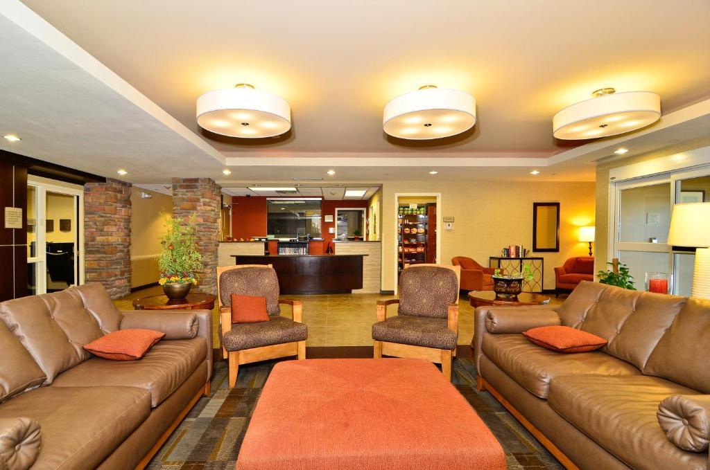 Hawthorn Suites By Wyndham Віллістон Екстер'єр фото